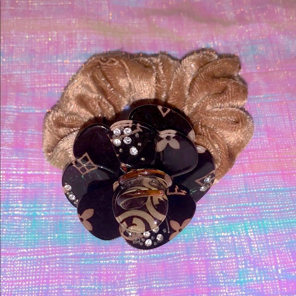 Costume Elegant Brown and Black Hair Scrunchie